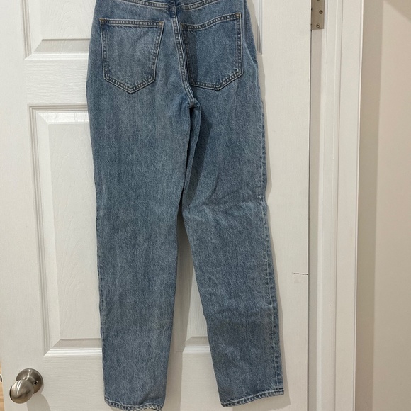 Aritzia Denim Forum The BF High Rise Loose Denim Blue Jeans - Picture 6 of 7